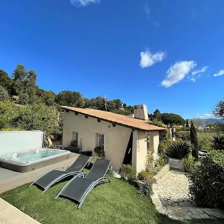 Holiday home Belle Villa, Piscine, Jacuzzi