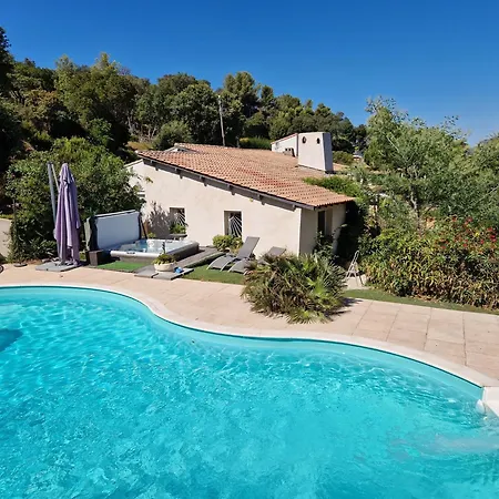 Familiale Avec Piscine Et Jacuzzi Privatifs Σπίτι διακοπών *